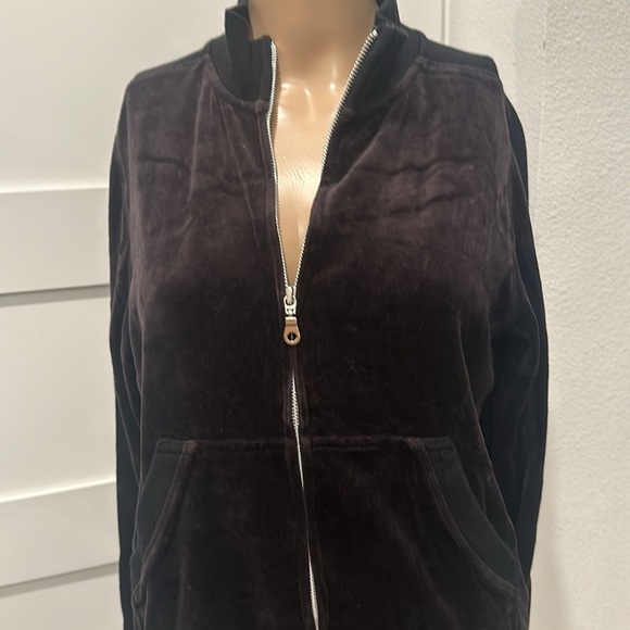 Sweet Romeo Sweatshirt - Picture 5 of 12